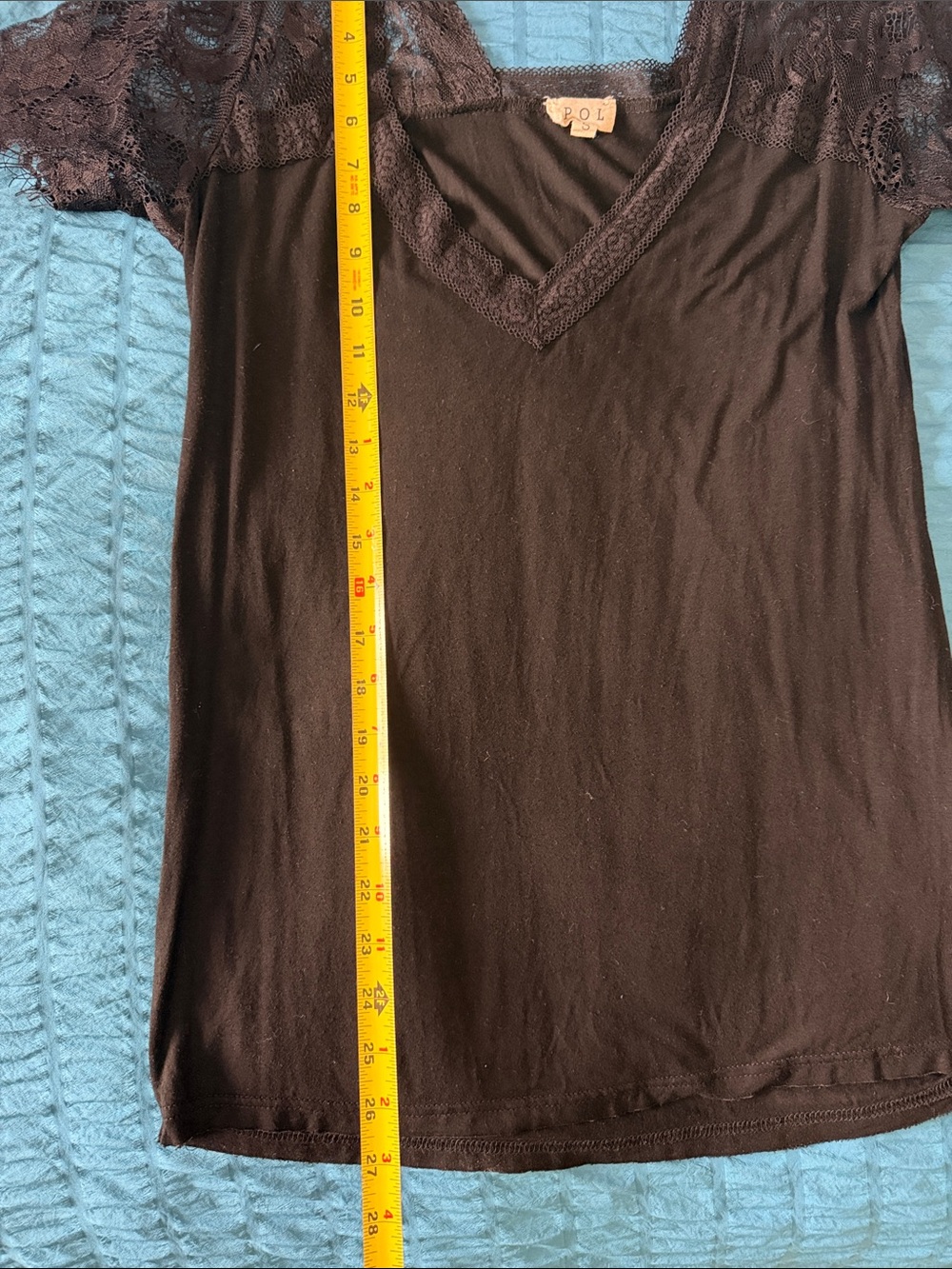 POL Black Lace-Trim V-Neck Camisole - Picture 5 of 6